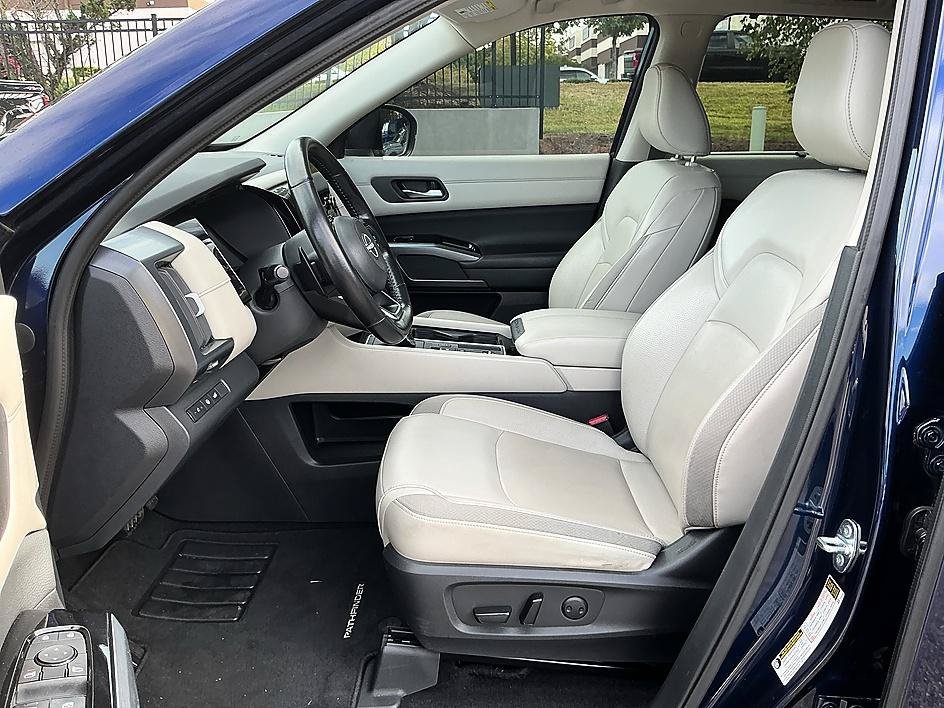 Certified Used 2022 Deep Ocean Blue Pearl Nissan SL image 12