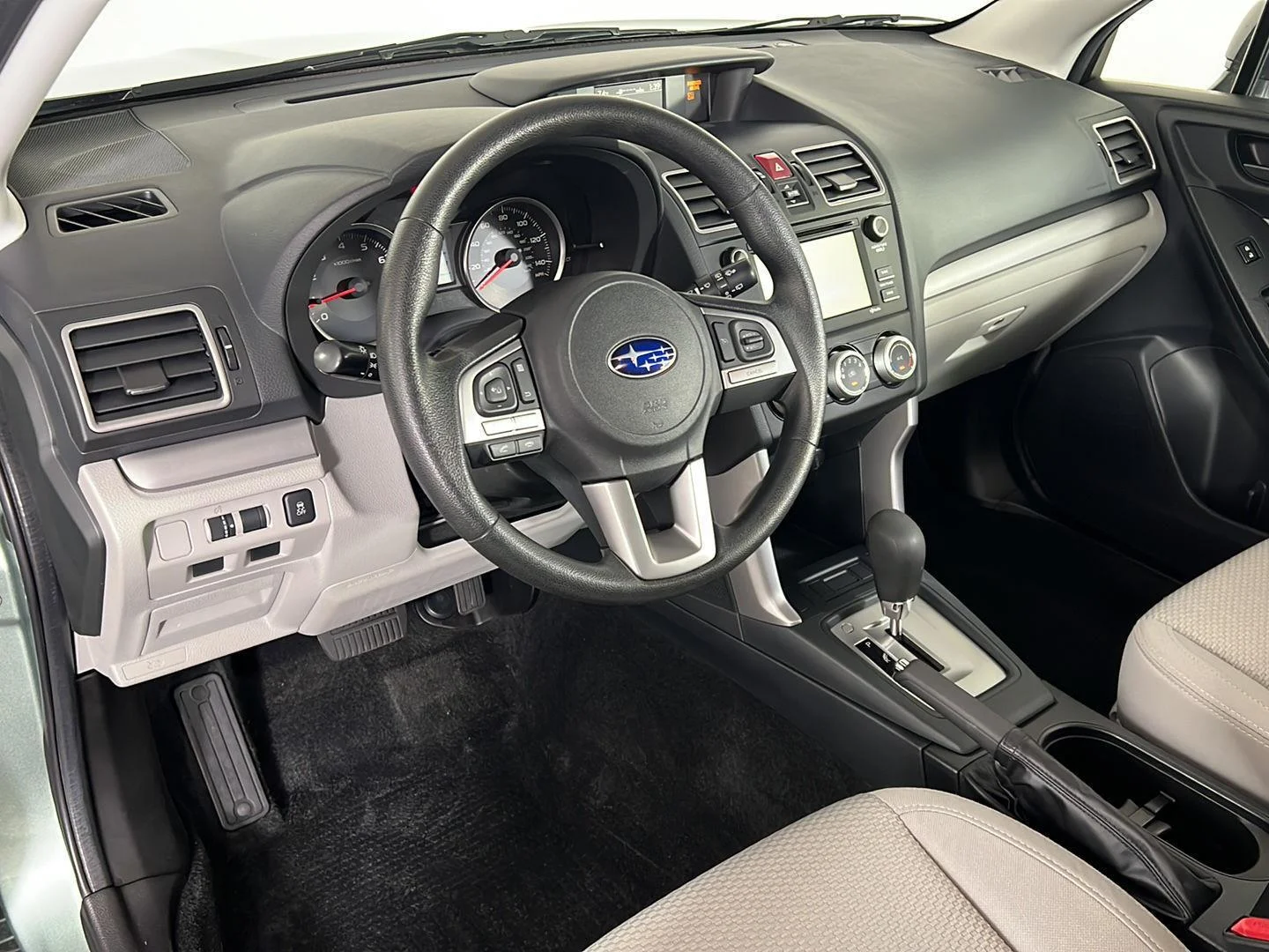 Used 2017 Jasmine Green Metallic Subaru 2.5i image 2