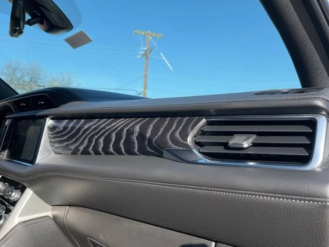 Used 2022 Summit White GMC Denali image 22