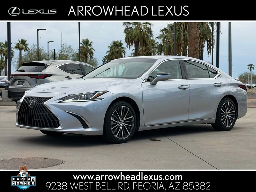 Used 2025 Silver Lexus 300h image 1