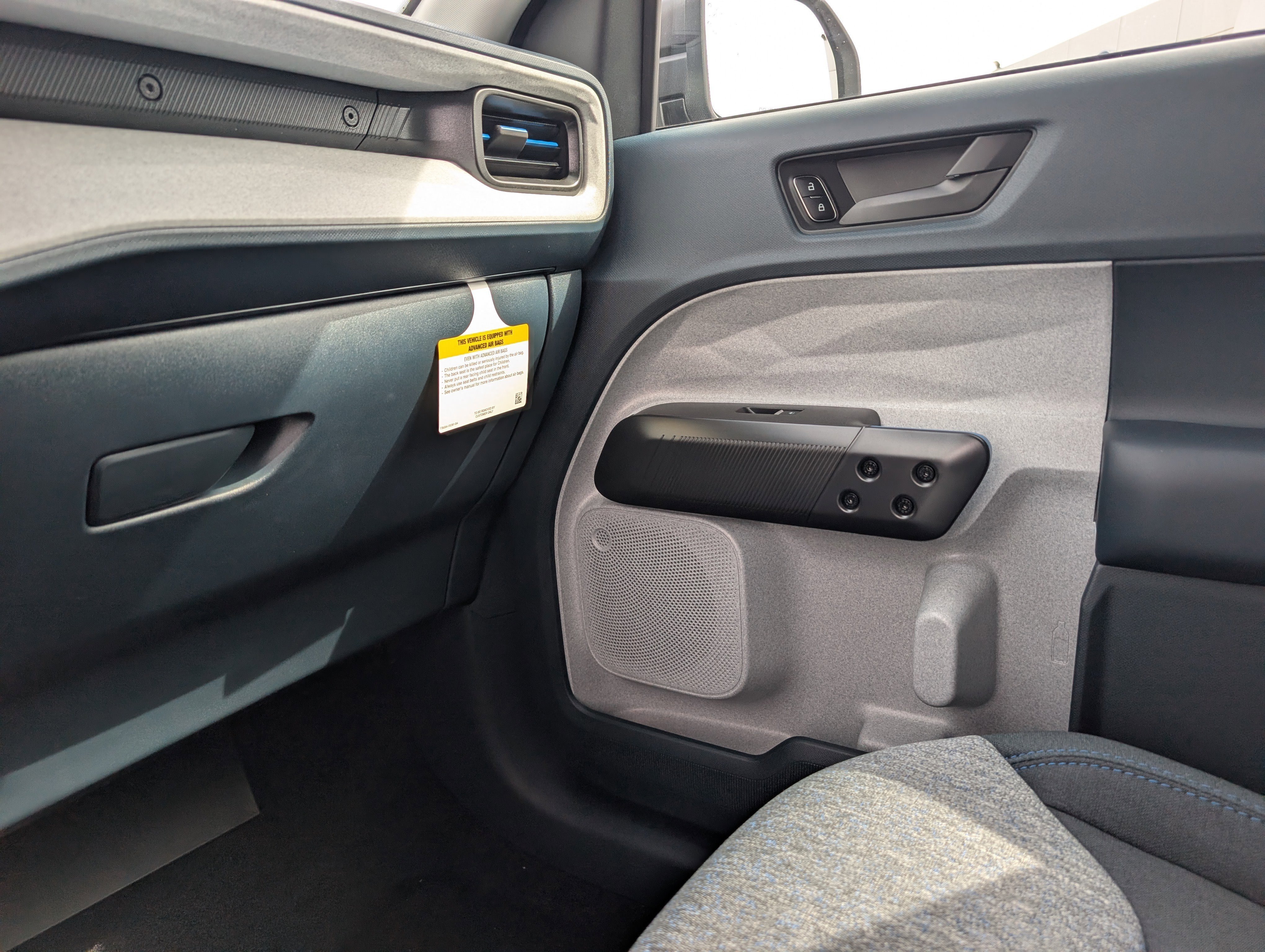 New 2026 Carbonized Gray Metallic FORD XLT image 29