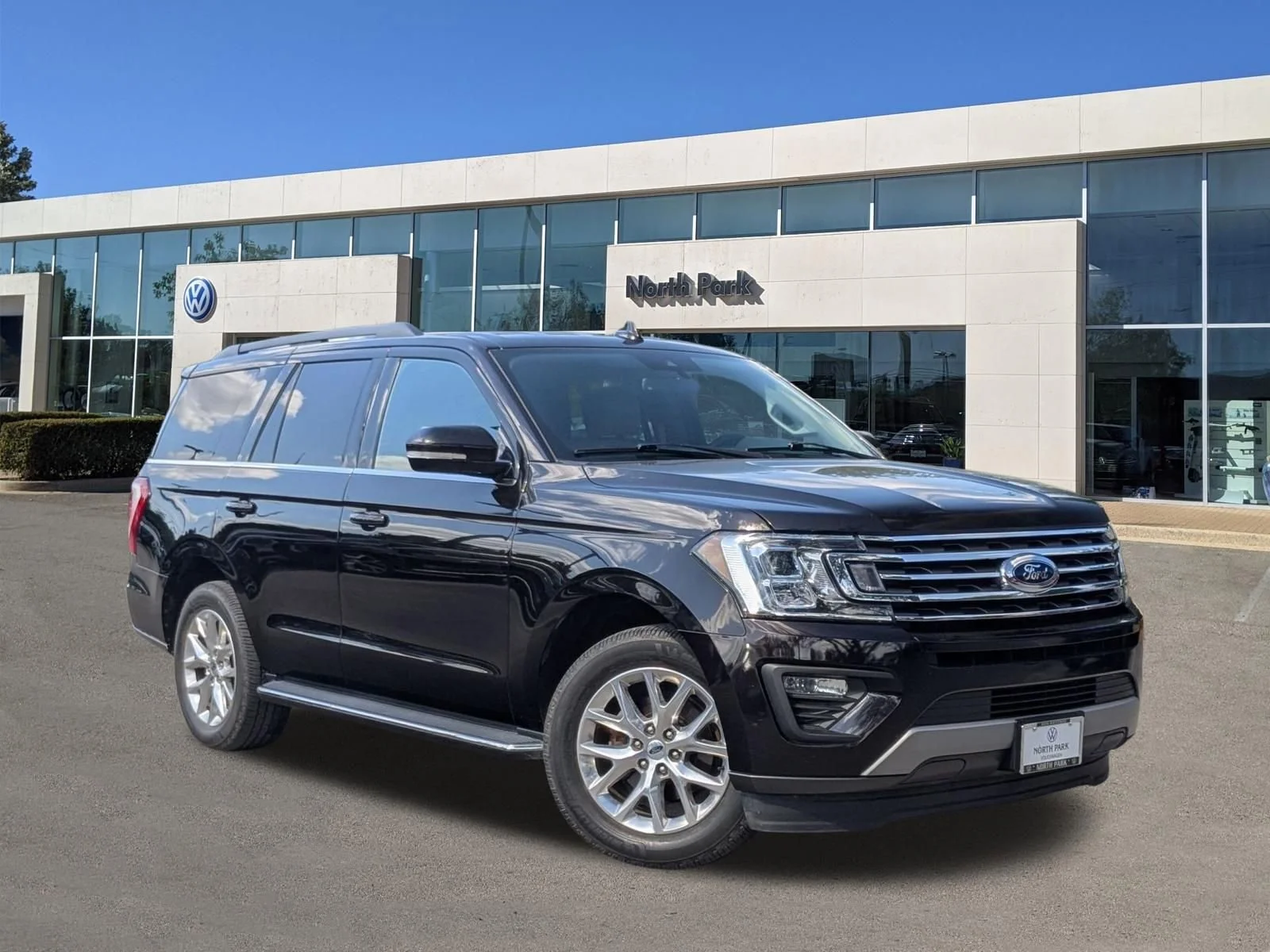 2021 Ford Expedition XLT's photo
