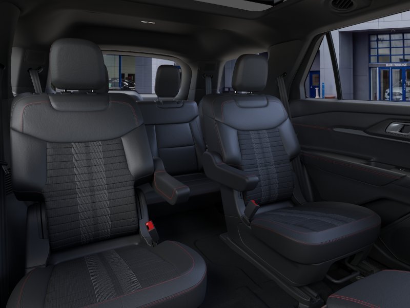 New 2026 Star White Metallic Tri-Coat Ford ST-Line image 11