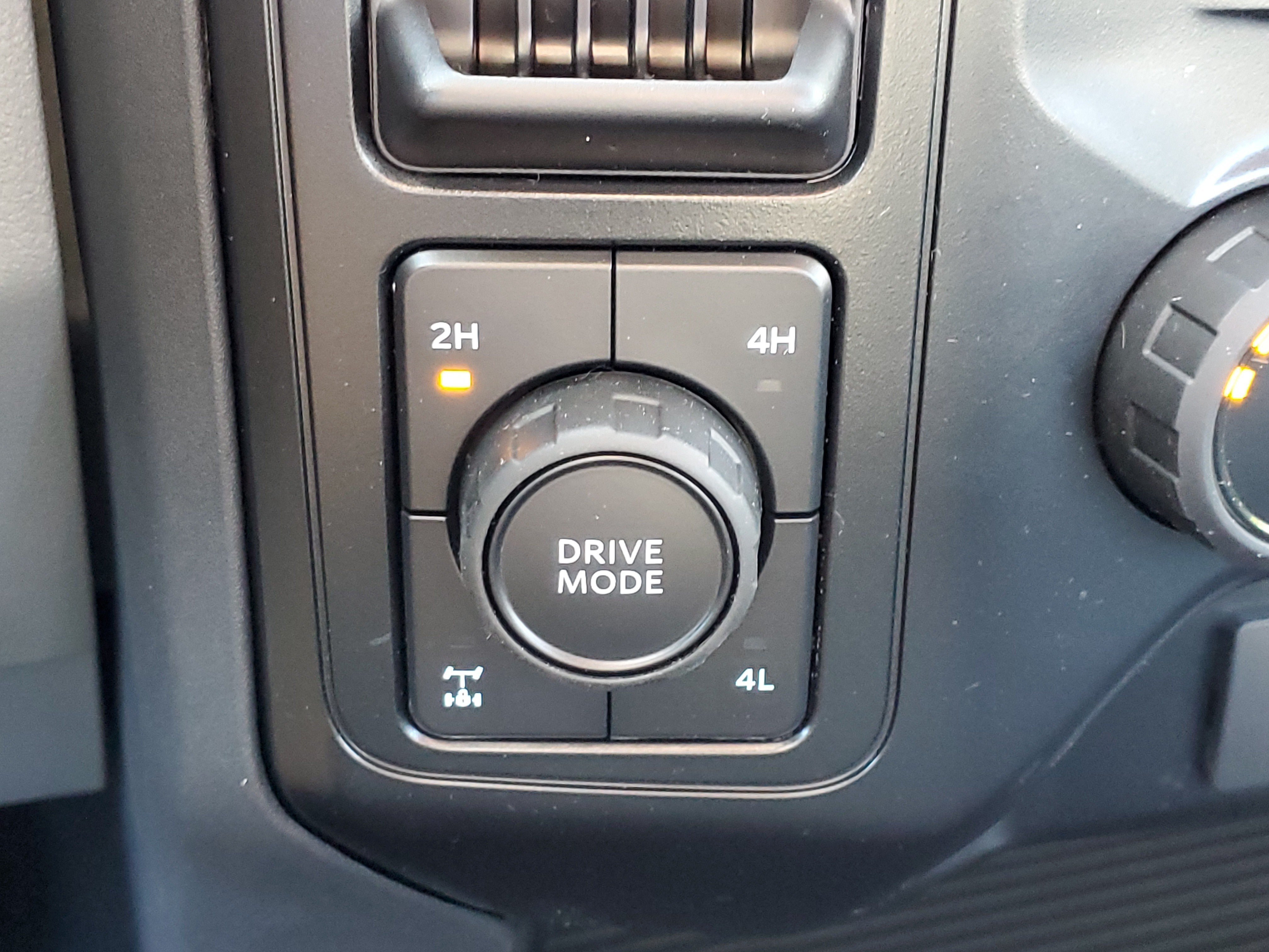 2025 Ford F-250 Super Duty XL - Photo 27