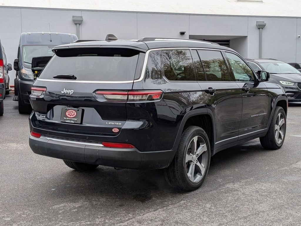 Used 2023 Black Jeep Limited image 3