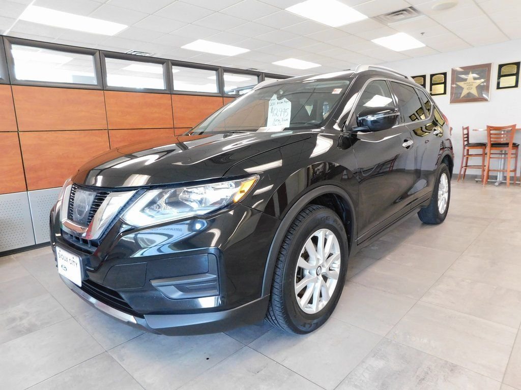 2017 Nissan Rogue SV