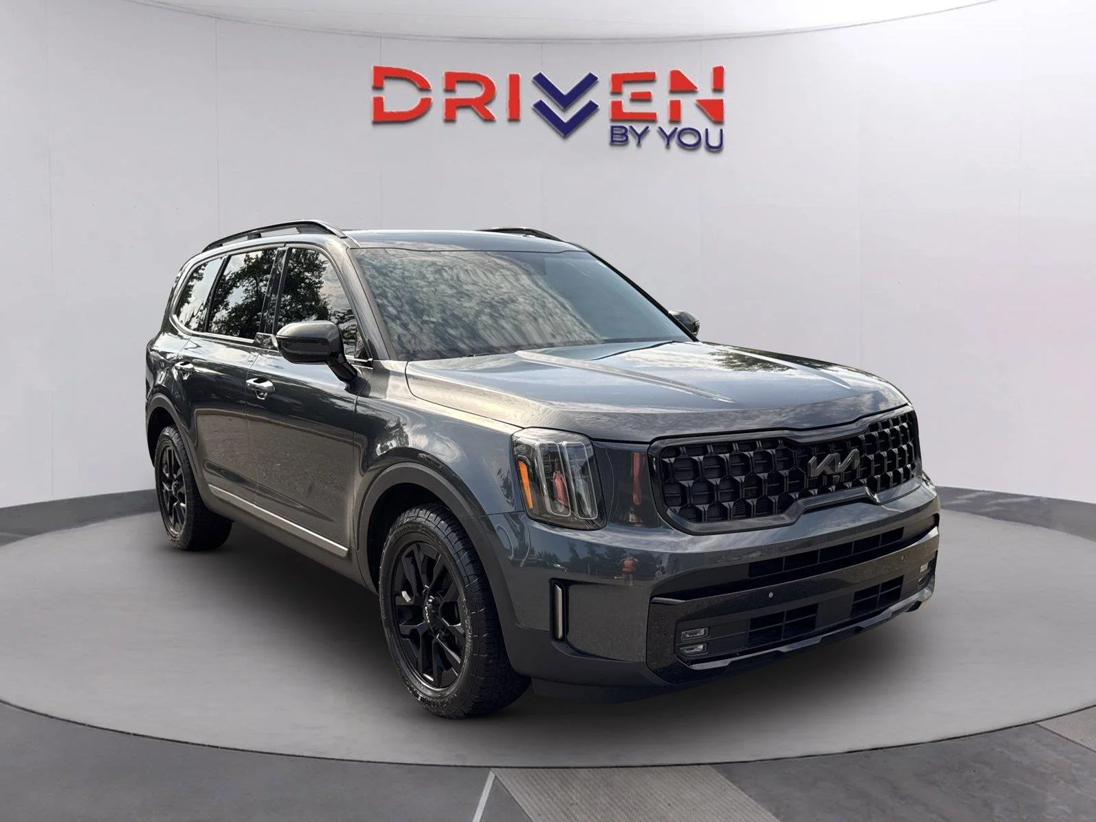 Used 2023 Gravity Gray Kia SX X-Pro image 1