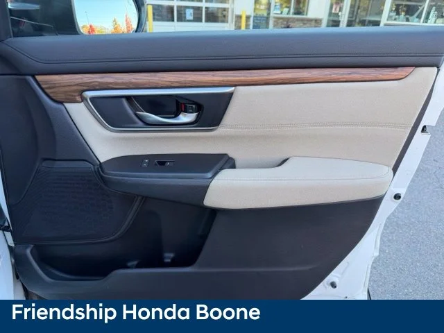Used 2021 White Honda EX image 42