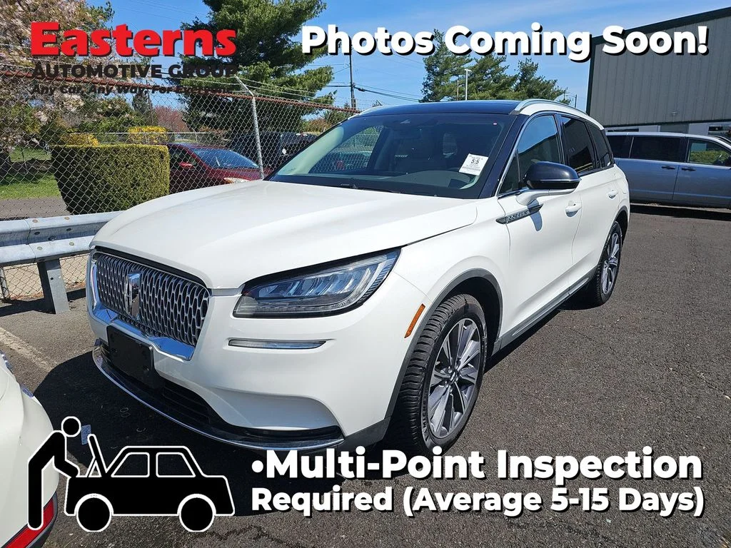 Used 2020 White Lincoln Reserve image 1