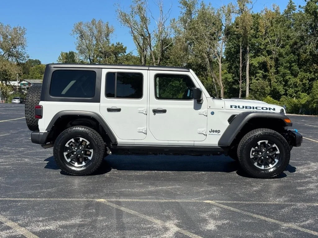 Used 2024 Bright White Clearcoat Jeep Rubicon 4xe image 3