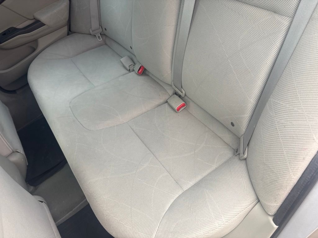 Used 2012 Silver Honda LX image 34