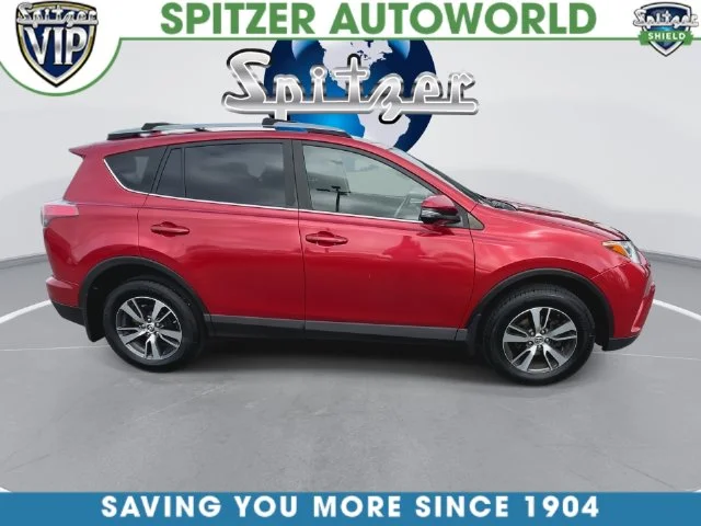 Used 2017 Red Toyota XLE image 17