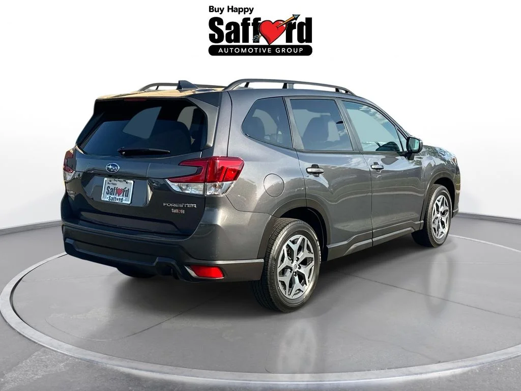Used 2024 Gray Subaru Premium image 9