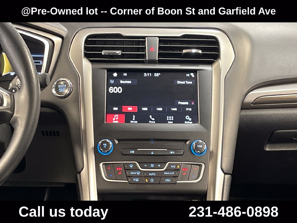 Used 2017 Black Ford SE image 19