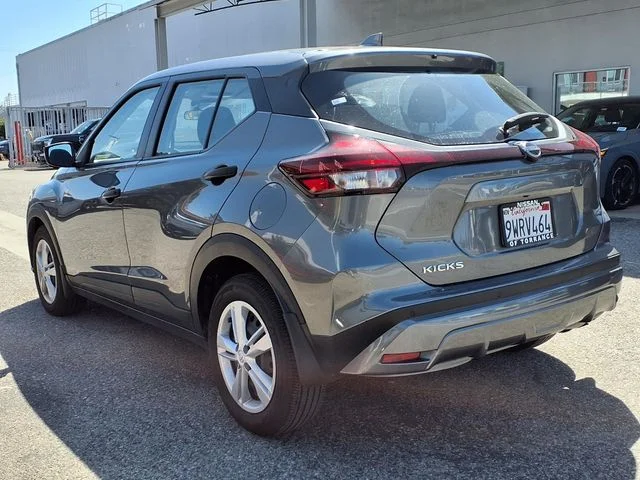 Used 2025 Gray Nissan S image 3