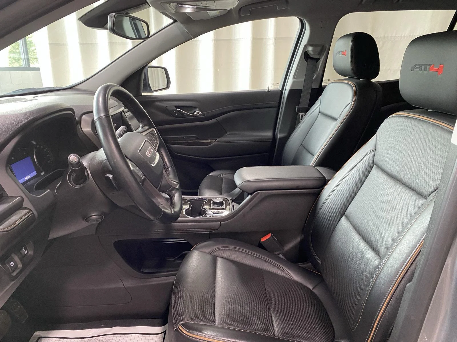 Used 2023 Sterling Metallic GMC AT4 image 4