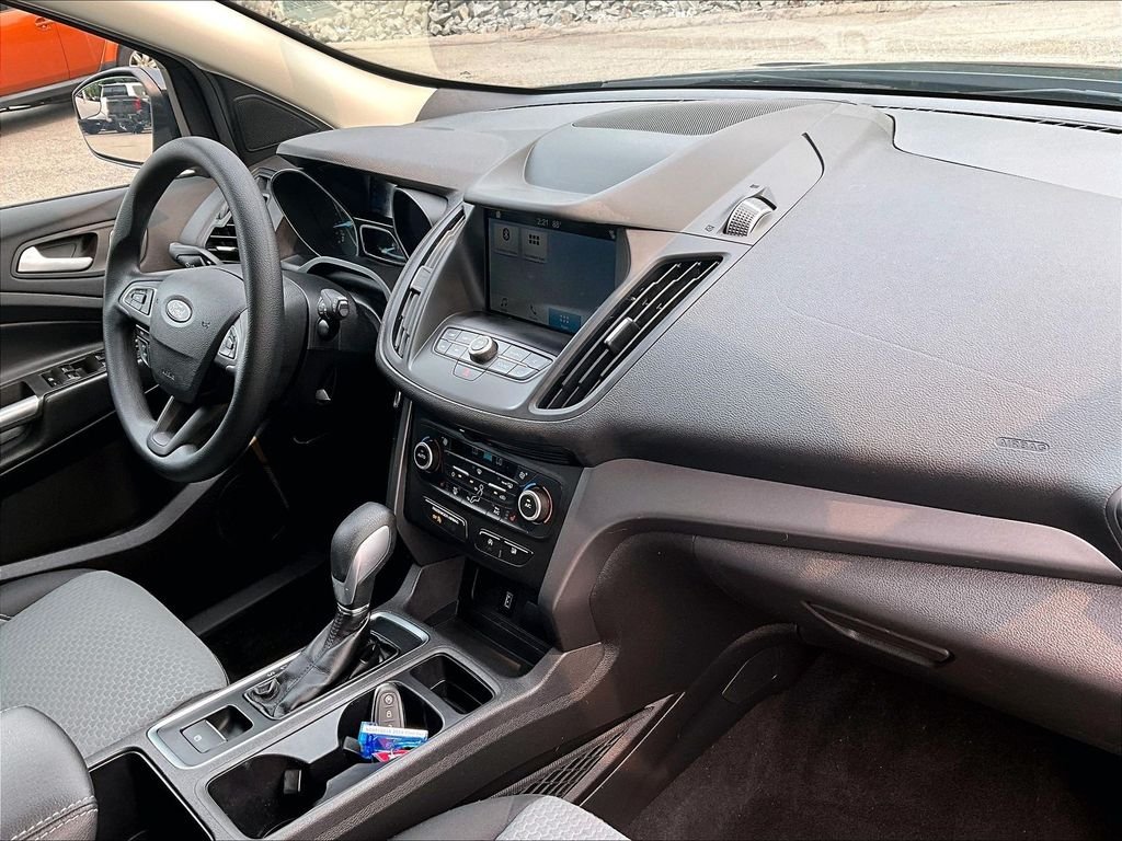 Used 2019 Black Ford SE image 14