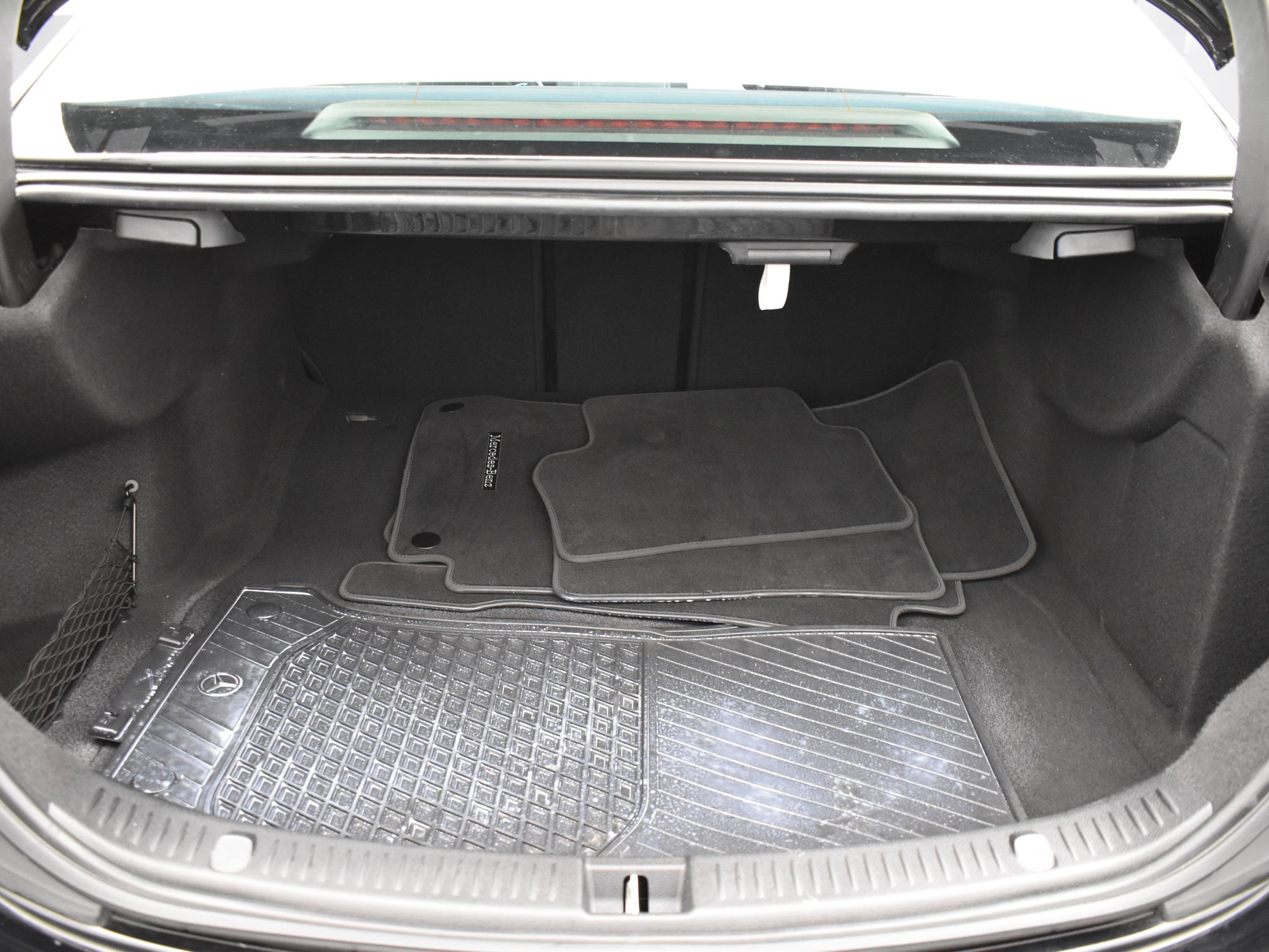 2022 Mercedes-Benz E-Class E350 - Photo 13