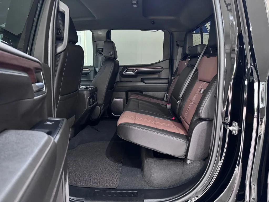 2023 Chevrolet Silverado 1500 High Country - Photo 13
