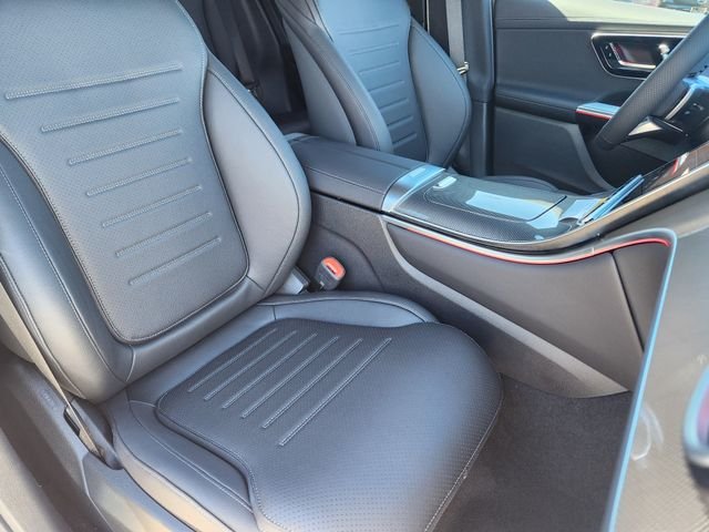 Used 2026 MANUFAKTUR Moonlight White Metallic Mercedes-Benz GLC 300 image 16