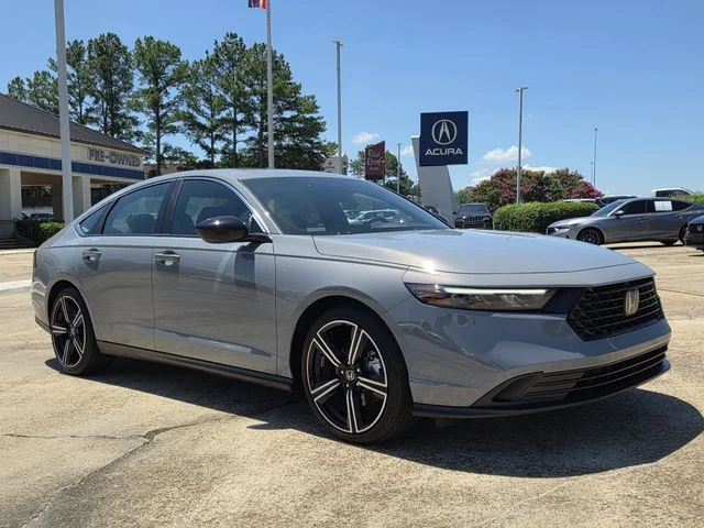 2025 Honda Accord Hybrid Sport's photo