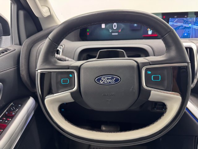 Used 2025 Dark Matter Gray Metallic Ford Platinum image 26