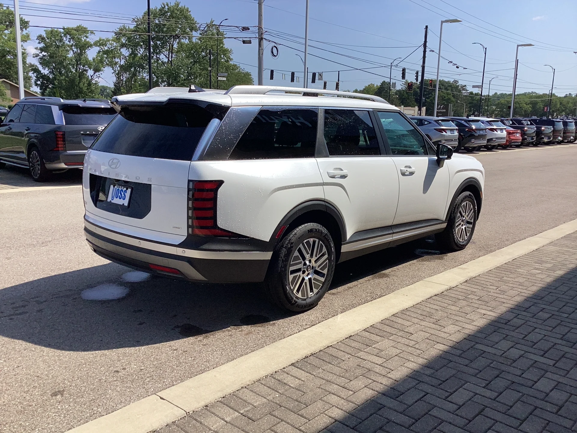 New 2026 Creamy White Pearl Hyundai SEL 7P image 6