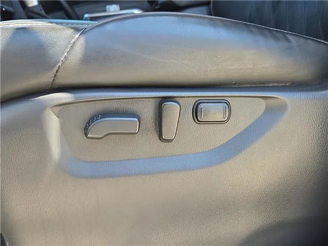 Used 2022 Mocha Almond Pearl Nissan Platinum 4x2 image 10