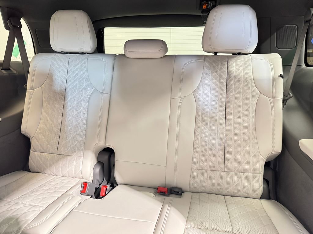 2026 Cadillac Escalade IQL Sport - Photo 17