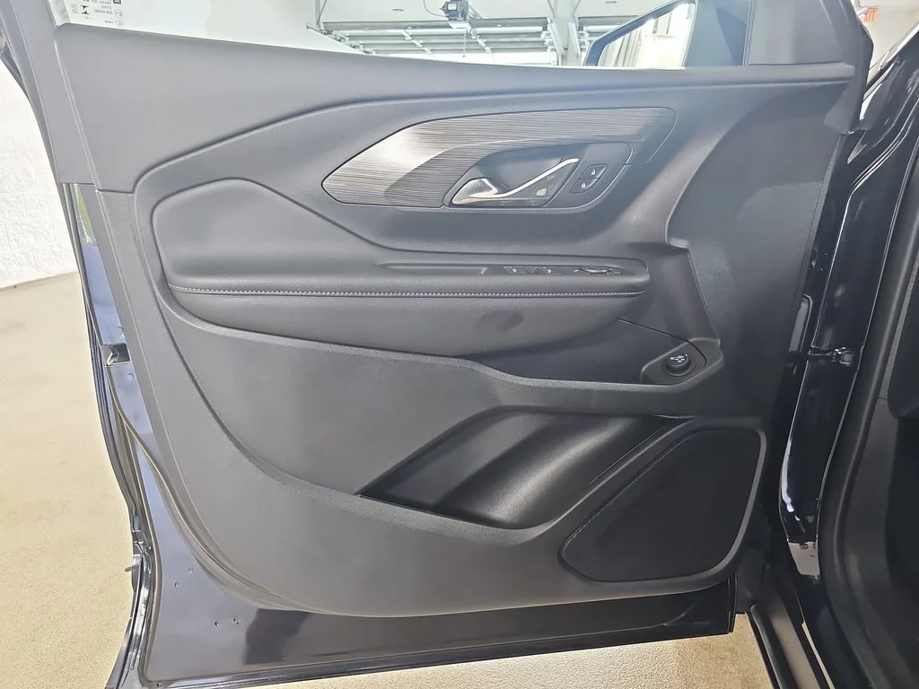 Certified Used 2023 Black GMC SLE image 32