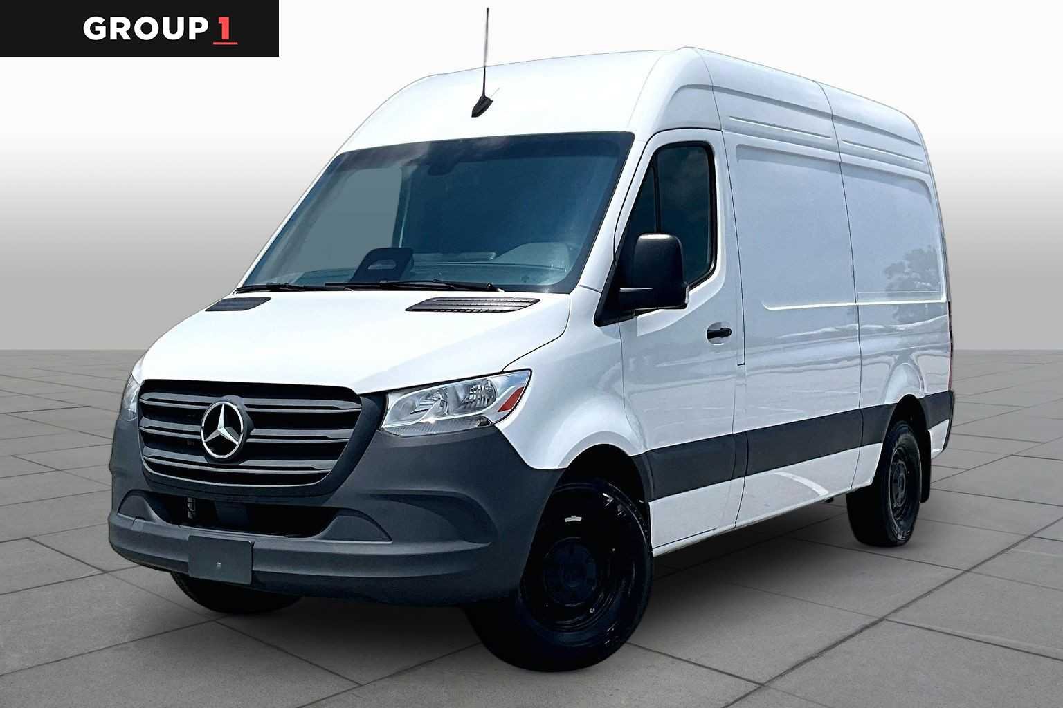 2025 Mercedes-Benz Sprinter Cargo Van 