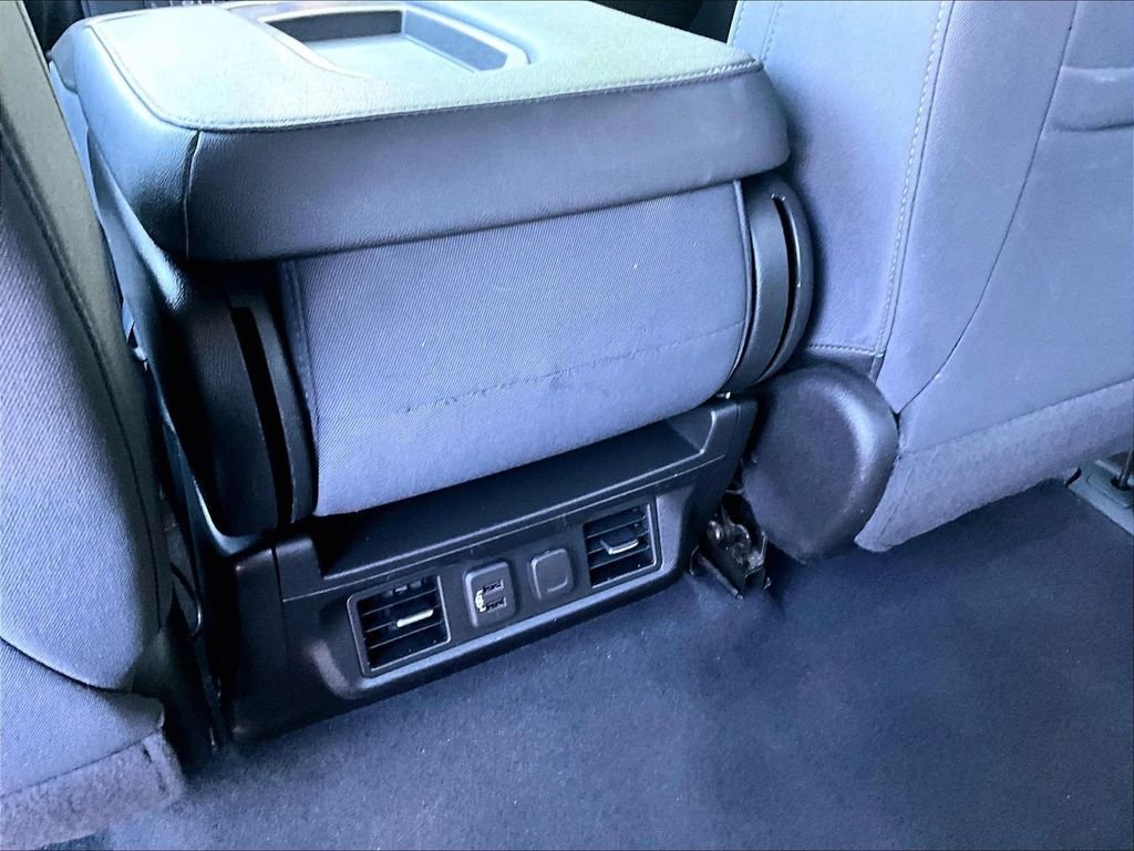 Used 2022 Gray Chevrolet LT image 27