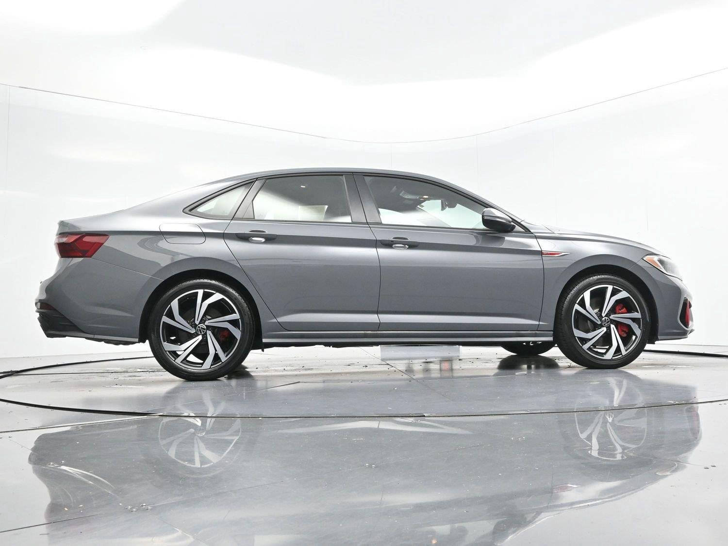 Used 2024 Pure Gray Volkswagen Autobahn image 53