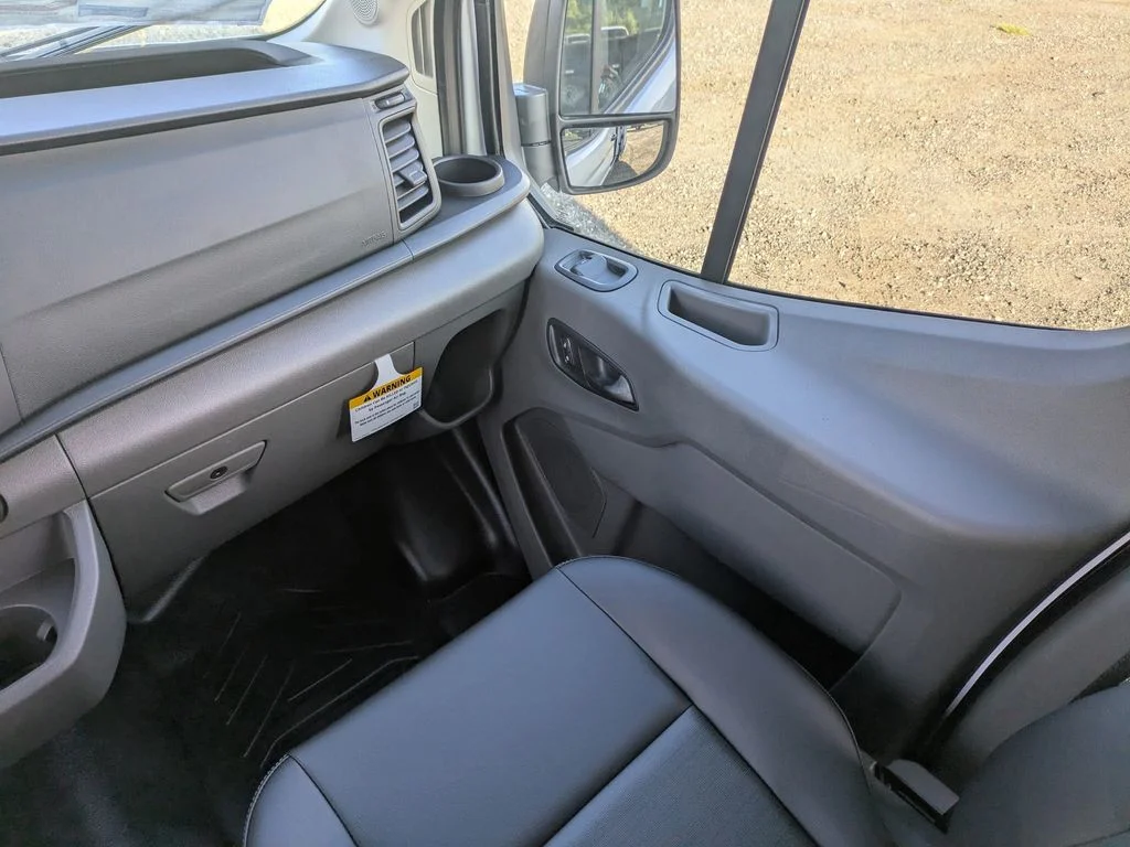New 2026 Oxford White Ford Base image 16