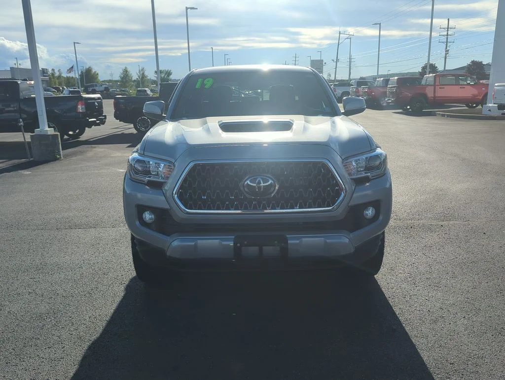 Used 2019  Toyota TRD Sport image 3