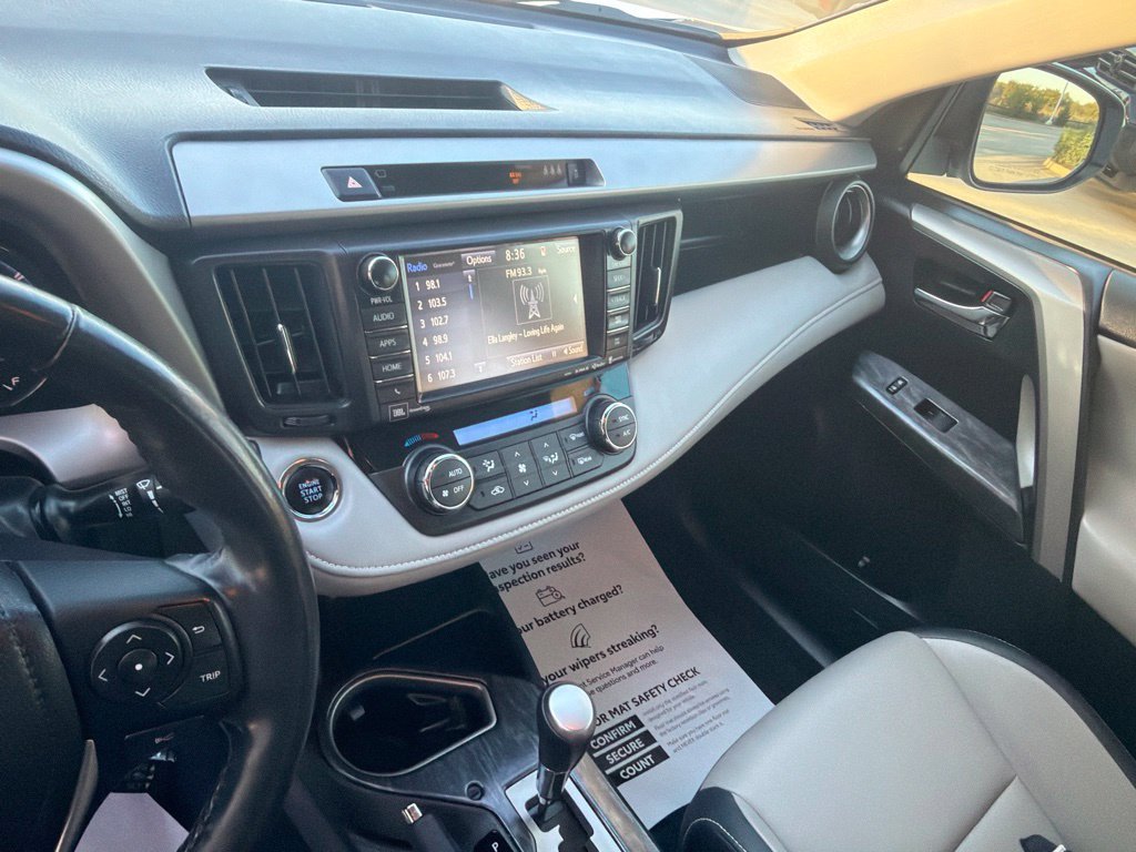 Used 2017 White Toyota Platinum image 10