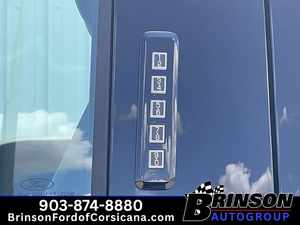 New 2026 Oxford White Ford F-250® XLT image 9