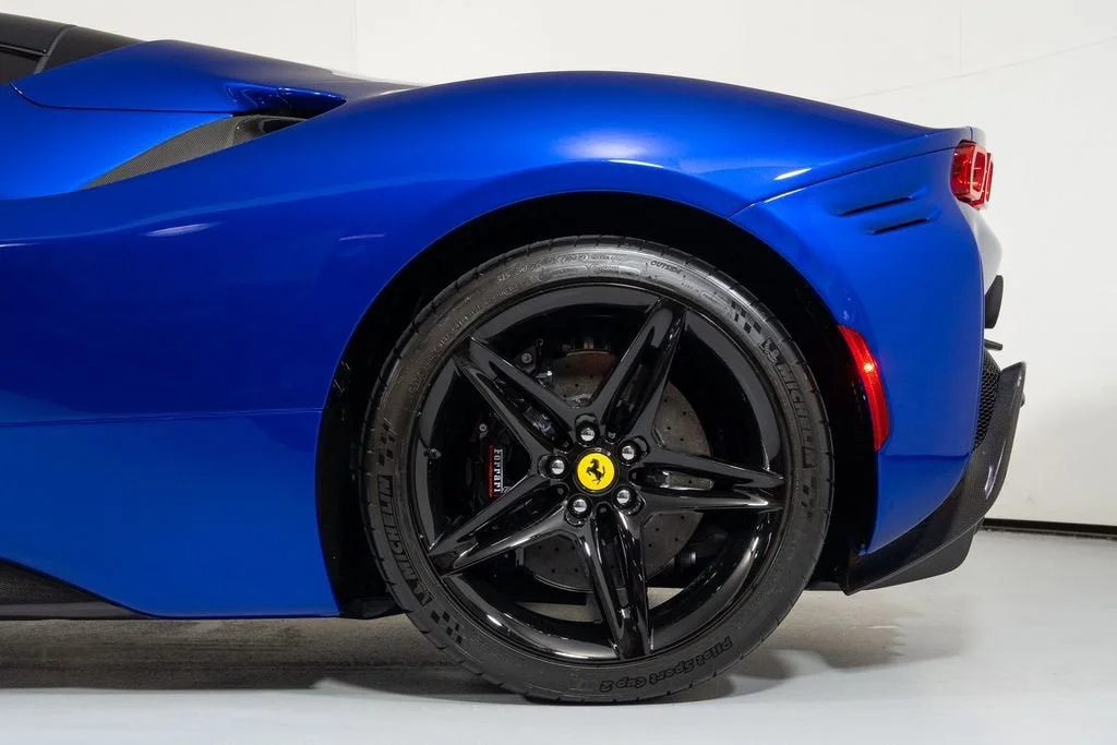 Used 2022 Extra Sample Ferrari Base image 14