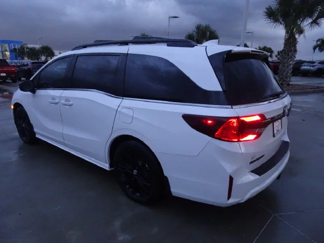 New 2026 Platinum White Pearl Honda Sport-L image 6