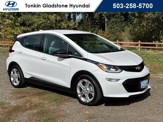 Used 2019 Summit White Chevrolet LT image 1