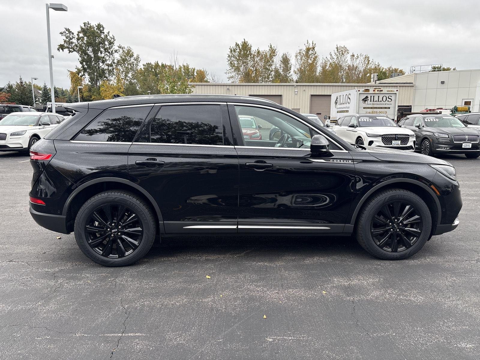 Used 2020 Infinite Black Lincoln Reserve image 21