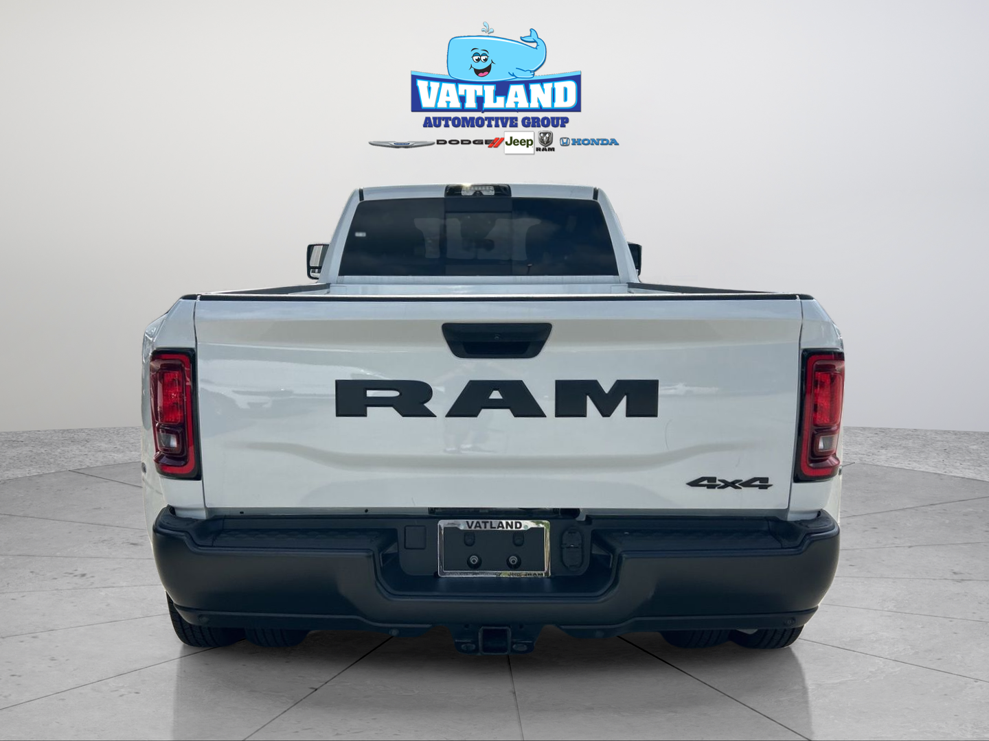 New 2026 Bright White Clear-Coat Exterior Paint RAM Tradesman image 4