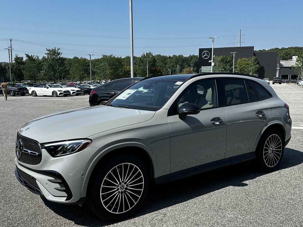 New 2027 MANUFAKTUR Alpine Grey Mercedes-Benz GLC 350e image 41