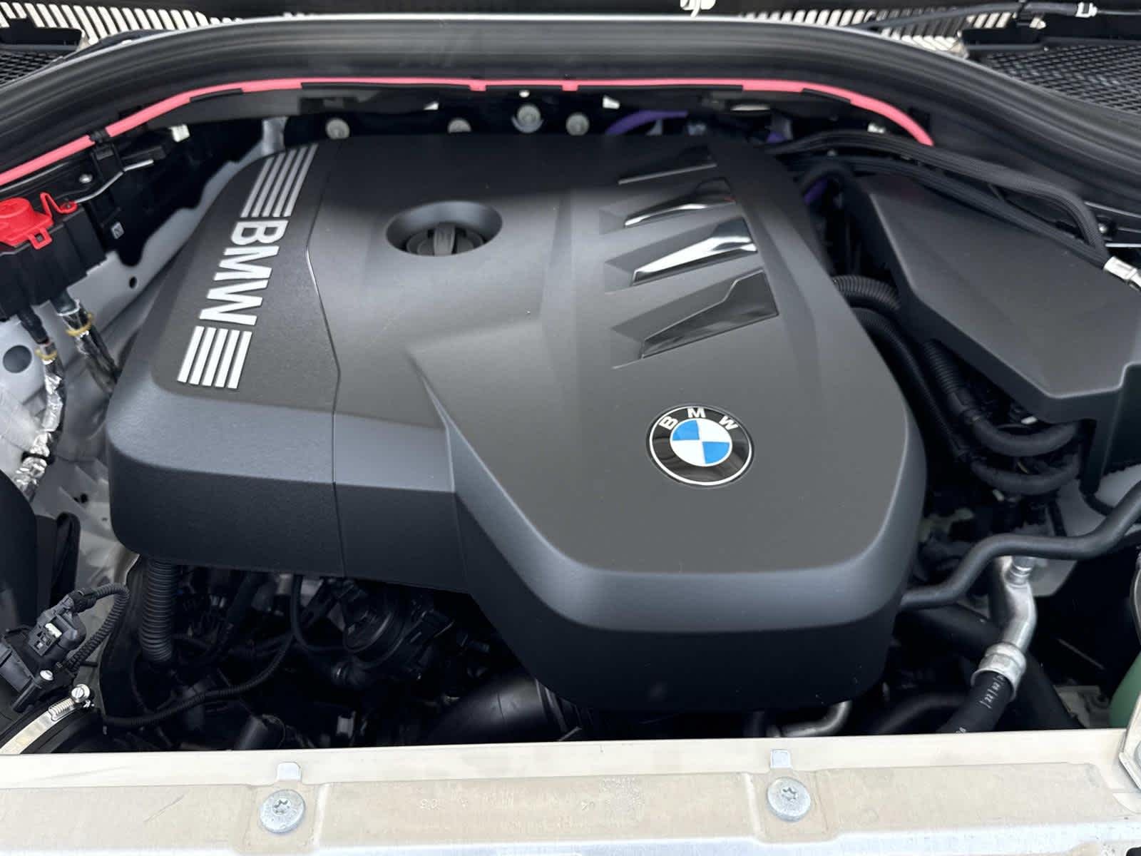 New 2026 Mineral White Metallic BMW 30 xDrive image 13