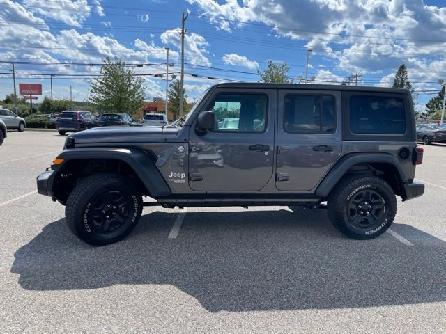 Used 2018 Crystal Metallic Jeep Unlimited Sport S image 4
