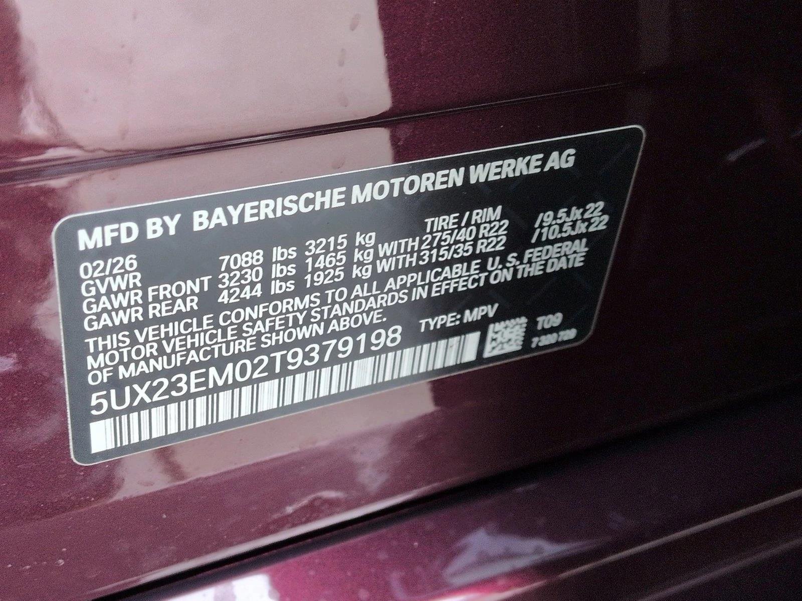 Used 2026 Wildberry Metallic BMW xDrive40i image 18