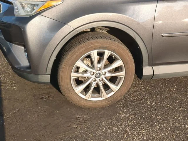 Used 2018 Magnetic Gray Metallic Toyota Limited image 12