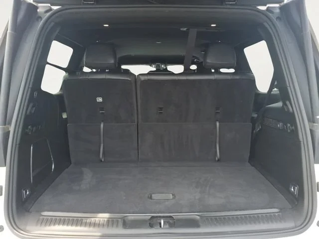 Used 2022 White Jeep Series II 4x2 image 23