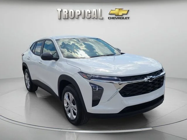 New 2026 Summit White Chevrolet LS image 4