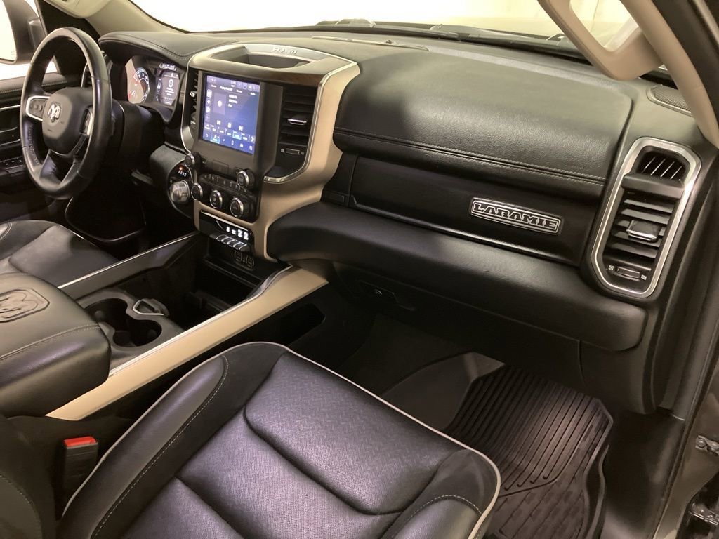 Used 2022 Granite Crystal Metallic Clearcoat Ram Laramie image 19